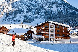 Fantastic slopeside location in Lech. Photo: Hotel Anemone